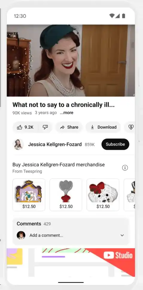 Monetização do YouTube com venda de produtos exibidos abaixo de vídeo em interface mobile