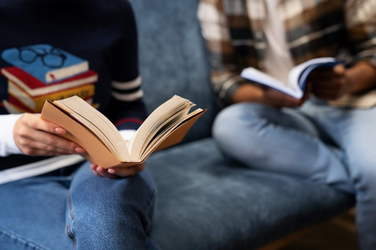 O que ler em 2027? Executivos compartilham livros para desenvolvimento profissional