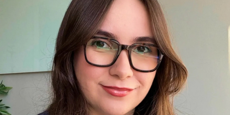 Vick Machado – quem é? Conheça a estrategista de conteúdo e co-fundadora da Mobrand