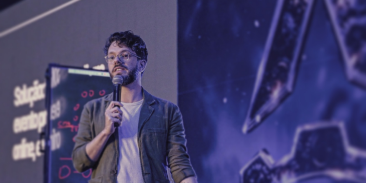 Marcus Dutra – quem é? Conheça o co-fundador da Maré Educação